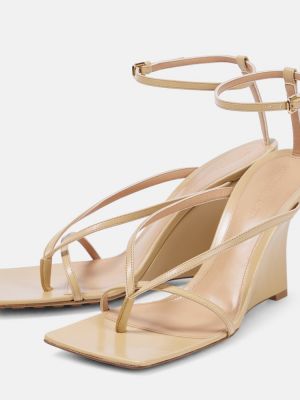 Kožené sandály na klínovém podpatku Bottega Veneta