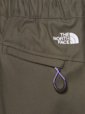 Плисирани панталон The North Face зелено