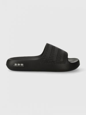Klapki na platformie Adidas Originals czarne