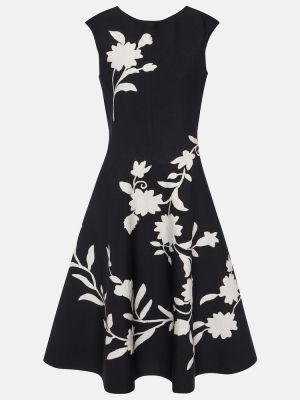 Černé květinové midi šaty Carolina Herrera