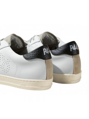 Sneaker P448