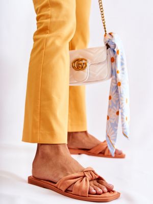 Papuci de casă din piele de căprioară Kesi portocaliu