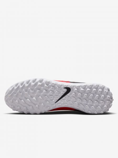 Футбольні туфлі Nike
