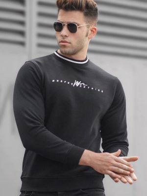 Прилепнал пуловер Madmext черно