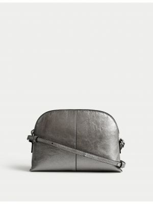 Kožená taška přes rameno Marks & Spencer stříbrná