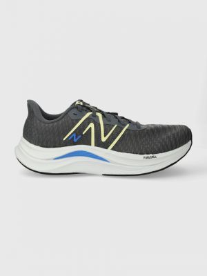 Superge New Balance FuelCell siva