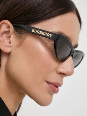 Очки солнцезащитные Burberry черные