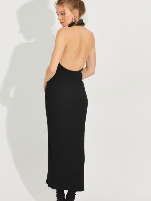 Sukienka długa z otwartymi plecami bez rękawów Cool & Sexy czarna