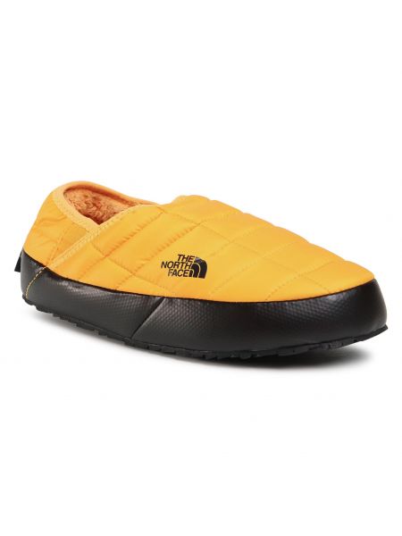 Kapcie THE NORTH FACE - Thermoball Traction Mule V NF0A3UZNZU31 Summit Gold/Tnf Black