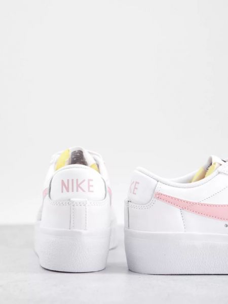 Кроссовки на платформе Nike Blazer