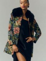Женское пальто Unreal Fur