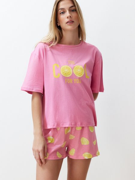 Pletené bavlněné pyžamo s potiskem Trendyol růžové
