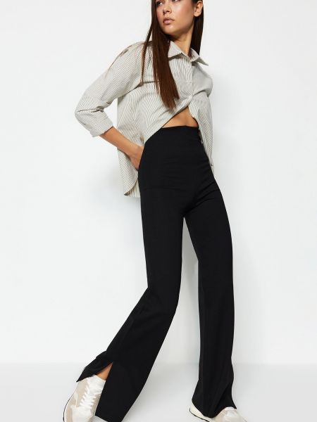 Pletené kalhoty s vysokým pasem Trendyol černé