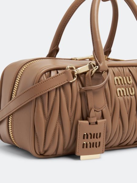 Кожаная сумка Miu Miu коричневая