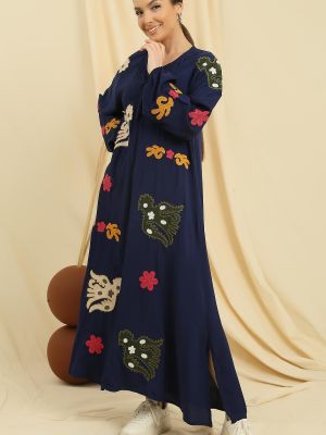 Oversized viskózové šaty s aplikacemi By Saygı