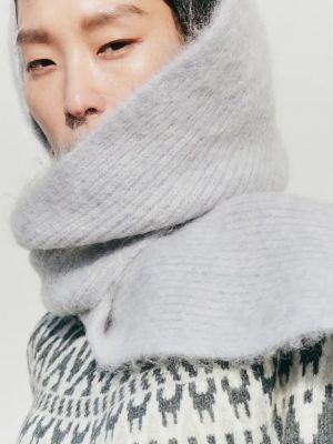 Мохеровый шарф с капюшоном H&m серый
