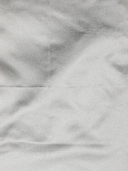 Hedvábný saténový šál Corneliani šedý