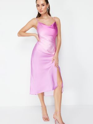Saténové večerné šaty s prechodom farieb Trendyol ružová
