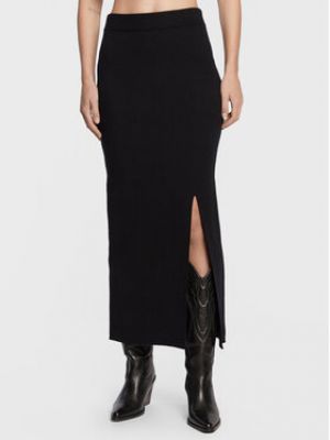 Slim fit priliehavá puzdrová sukňa Gestuz čierna