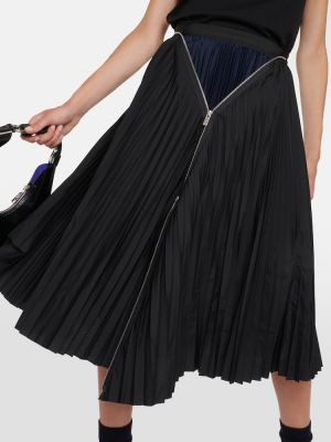 Plisovaná midi sukňa Sacai čierna