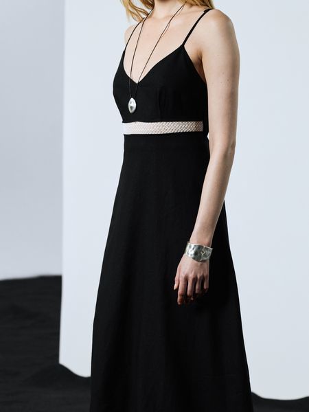 Льняное длинное платье Zarina черное