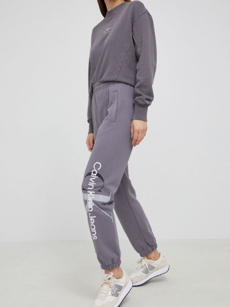 Calvin Klein Jeans pamut nadrág szürke, női, nyomott mintás