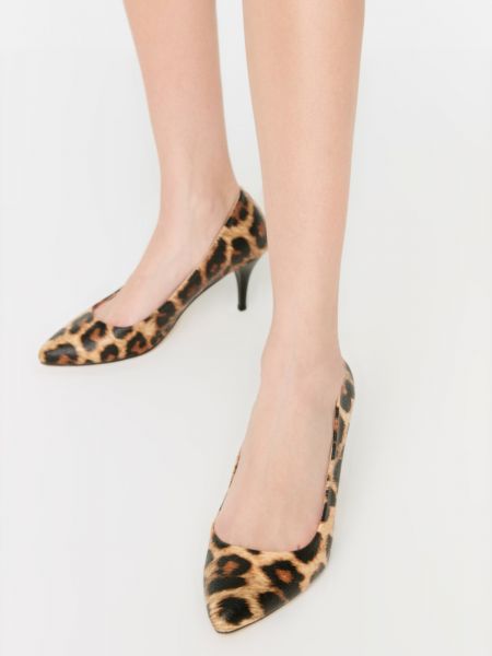 Pantofi cu model leopard clasici Trendyol