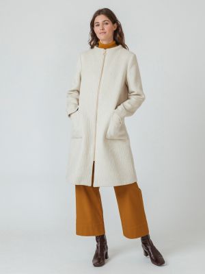 Vlnený zimný kabát Skfk biela