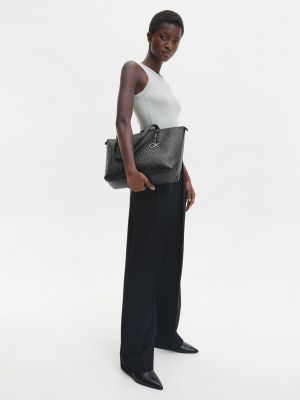 Чанта Calvin Klein черно
