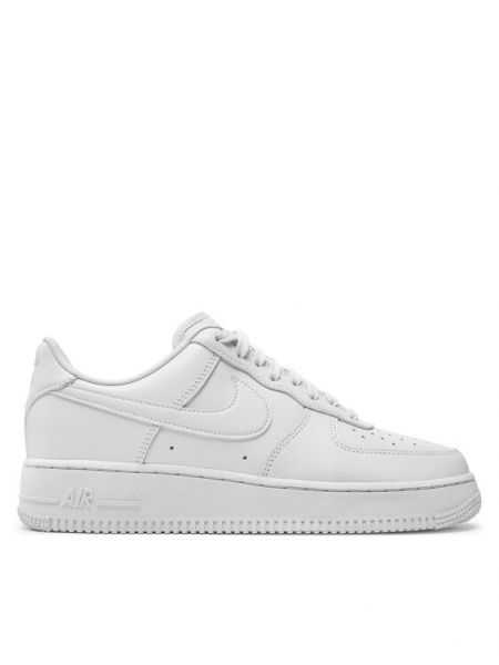 Ниски обувки Nike бяло