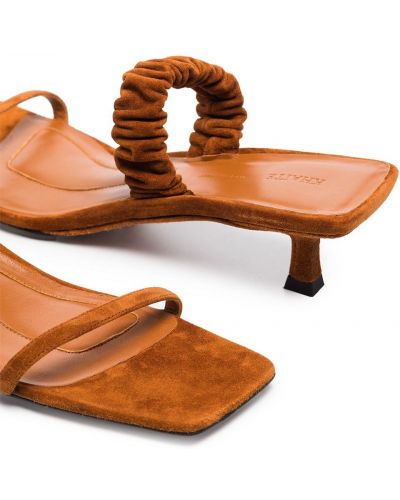Sandalias con tacón Khaite marrón