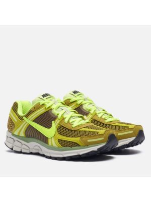 Кроссовки Nike Vomero зеленые