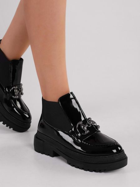 Lakované kožené kotníkové boty s přezkou Shoeberry černé