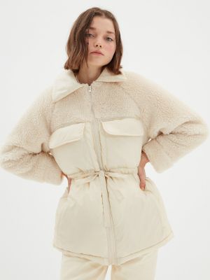 Oversized steppelt kabát Trendyol