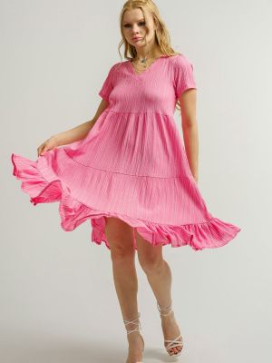 Mini suknele v formos iškirpte su raukiniais trumpomis rankovėmis Armonika rožinė