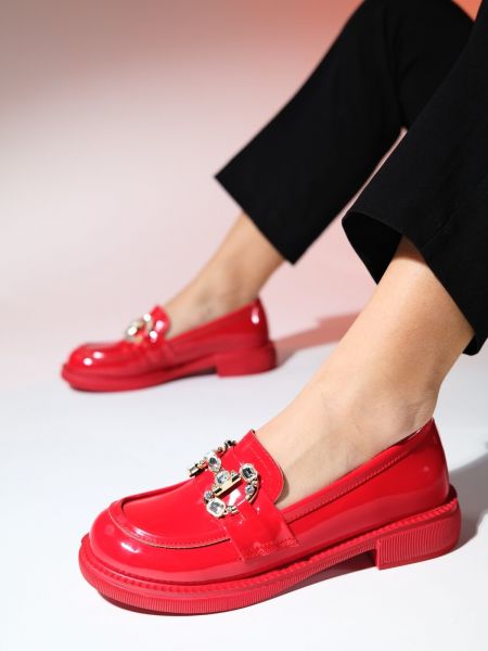 Pantofi loafer din piele de lac cu cataramă Luvishoes roșu