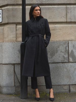 Шерстяное длинное пальто с вышивкой Wallis черное