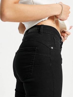 Черные джинсы скинни с эффектом пуш-ап и скульптурой Pull&Bear Petite