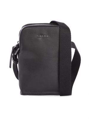 Usnjena torba za okrog pasu Calvin Klein črna