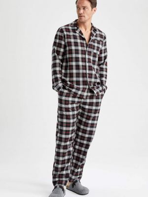 Фланелена карирана пижама Defacto