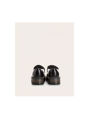 Loafers de cuero Valentino negro