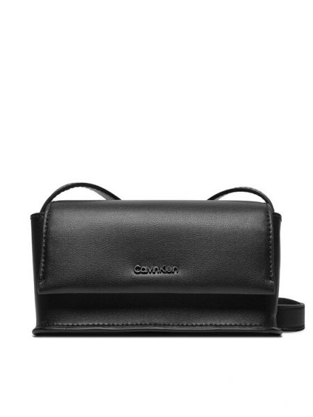 Чорна шкіряна сумка через плече Calvin Klein