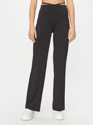 Bavlnené priliehavé rovné nohavice Calvin Klein Jeans čierna