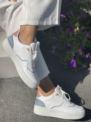 Tenisky İnan Ayakkabı bílé