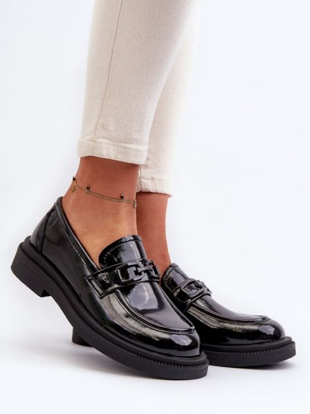 Pantofi loafer din piele de lac Kesi negru