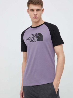 Памучна тениска с дълъг ръкав с принт The North Face виолетово