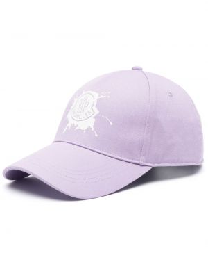 Bombažna kapa s šiltom s potiskom Moncler vijolična