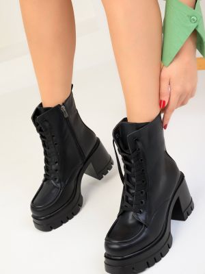 Členkové topánky Soho čierna