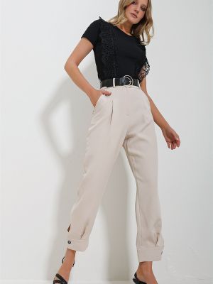 Παντελόνι με κουμπιά με τσέπες από λυγαριά Trend Alaçatı Stili μπεζ