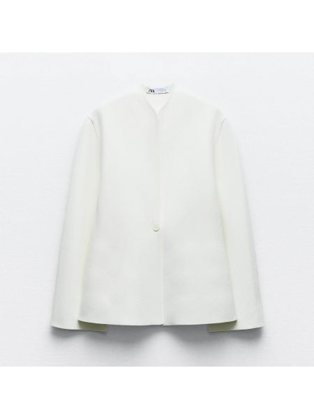 Приталенный пиджак Zara белый